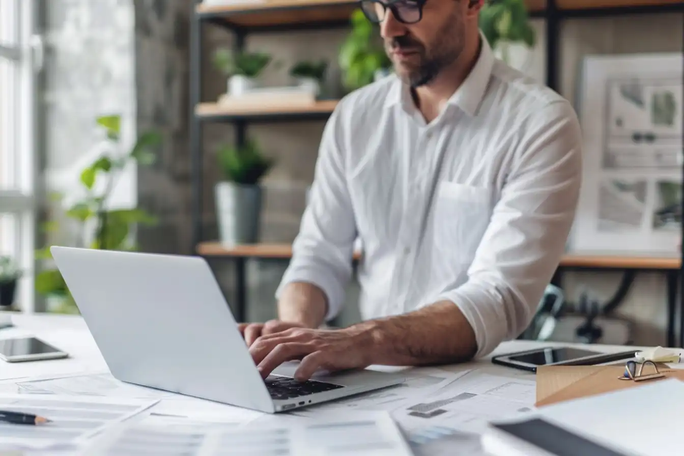 Tips for Freelancing as an Architect: A Guide to Success and Overcoming Challenges
