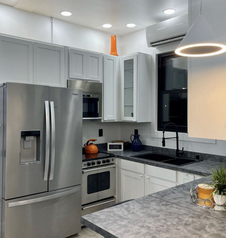 Elon Musk's Tiny House: Exploring the Casita's Sustainable and Minimalist Design