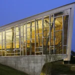 Ann Arbor Traverwood Library by INFORM Studio & VPS Architecture