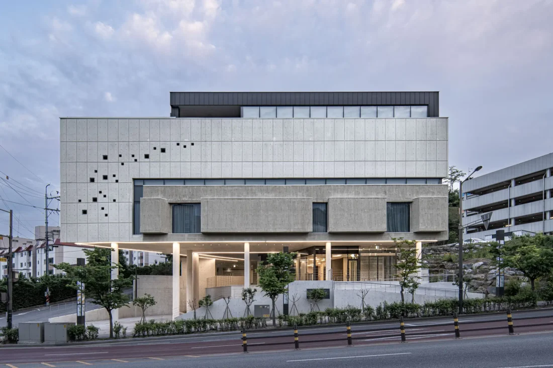 Modern History of Christianity Museum by KODE ARCHITECTS & CNS ARCHITECTS