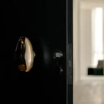 Esplanade Brighton Apartment by Wood Marsh