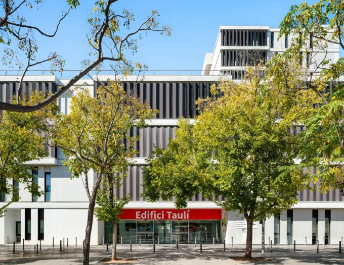 Parc Taulí Hospital by Pinearq & PMMT