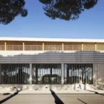 Event Hall L’Agora and Ernest Hemingway Media Library by Ateliers A+