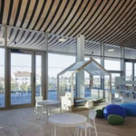 Event Hall L’Agora and Ernest Hemingway Media Library by Ateliers A+
