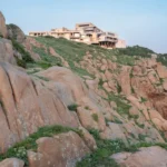 Lost Villa · Huanglong Island Lighthouse Hotel by WJ STUDIO