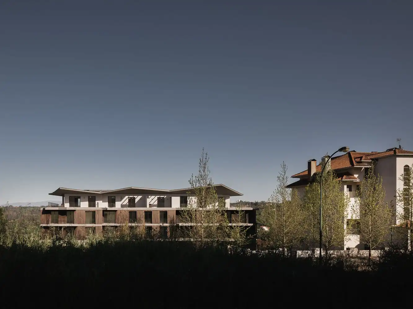 Riverside Condominium by MJARC Arquitects