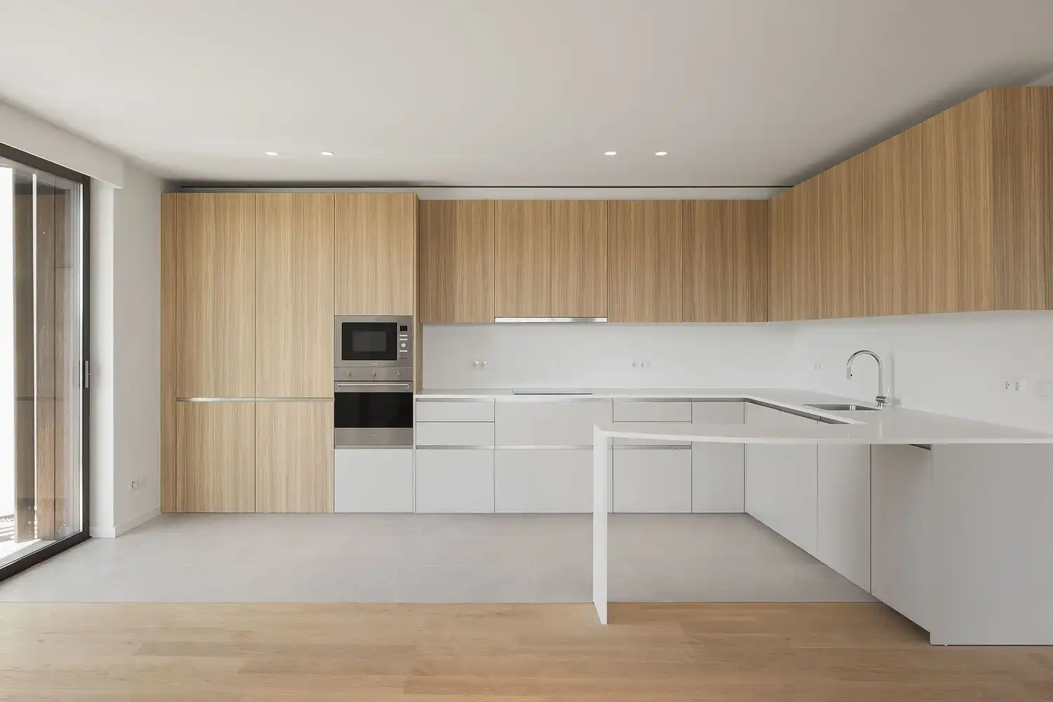 Riverside Condominium by MJARC Arquitects
