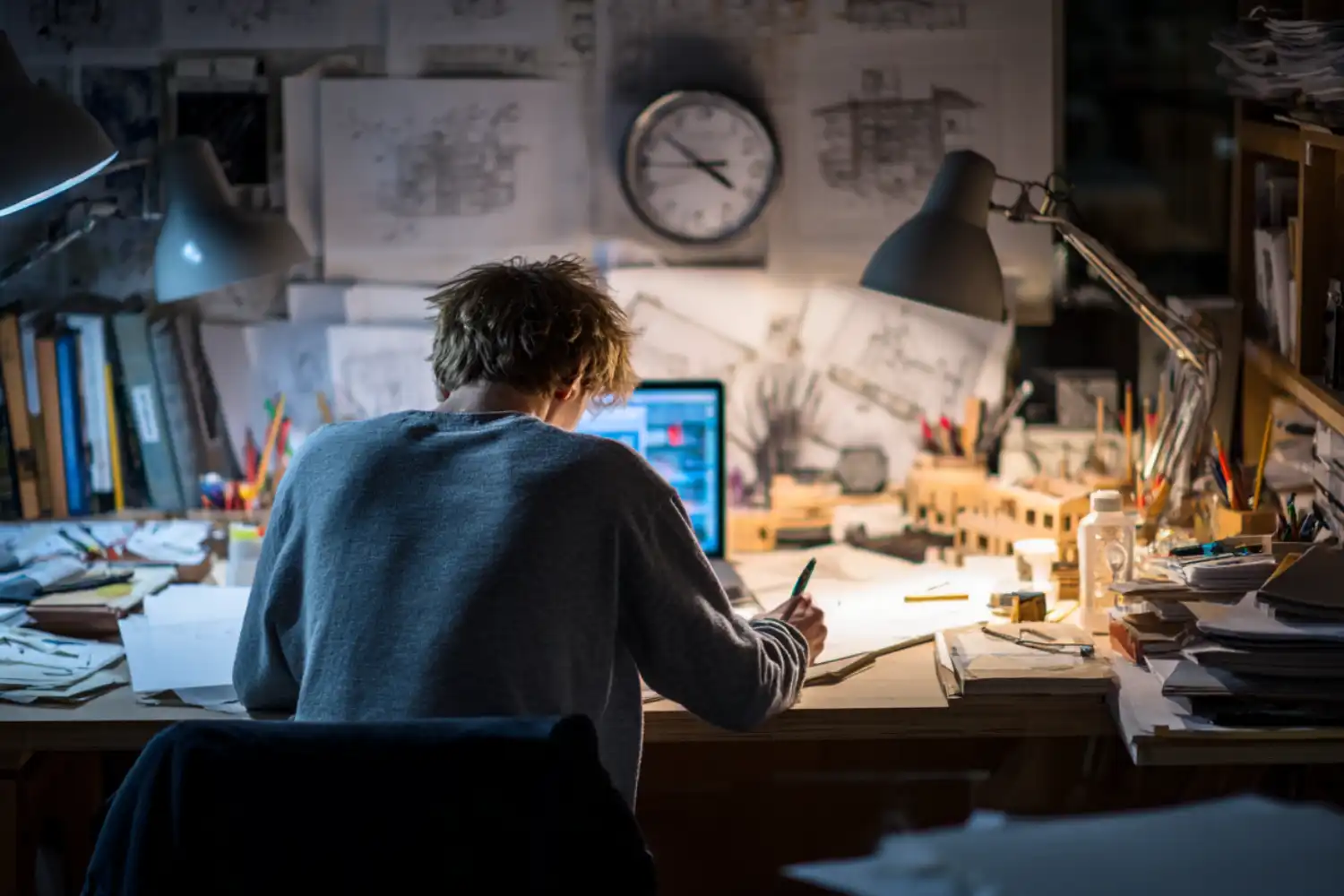 15 Wellness Essentials to Survive Architecture School Stress