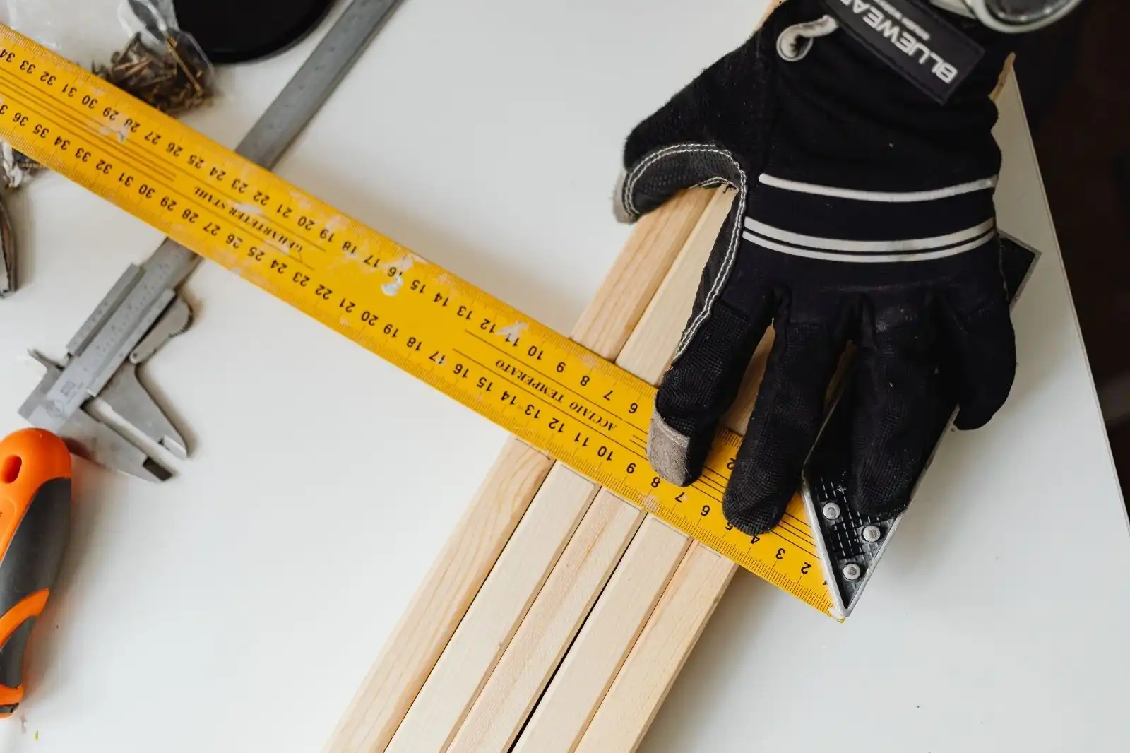 10 Physical Tools Every Architecture Student Should Own