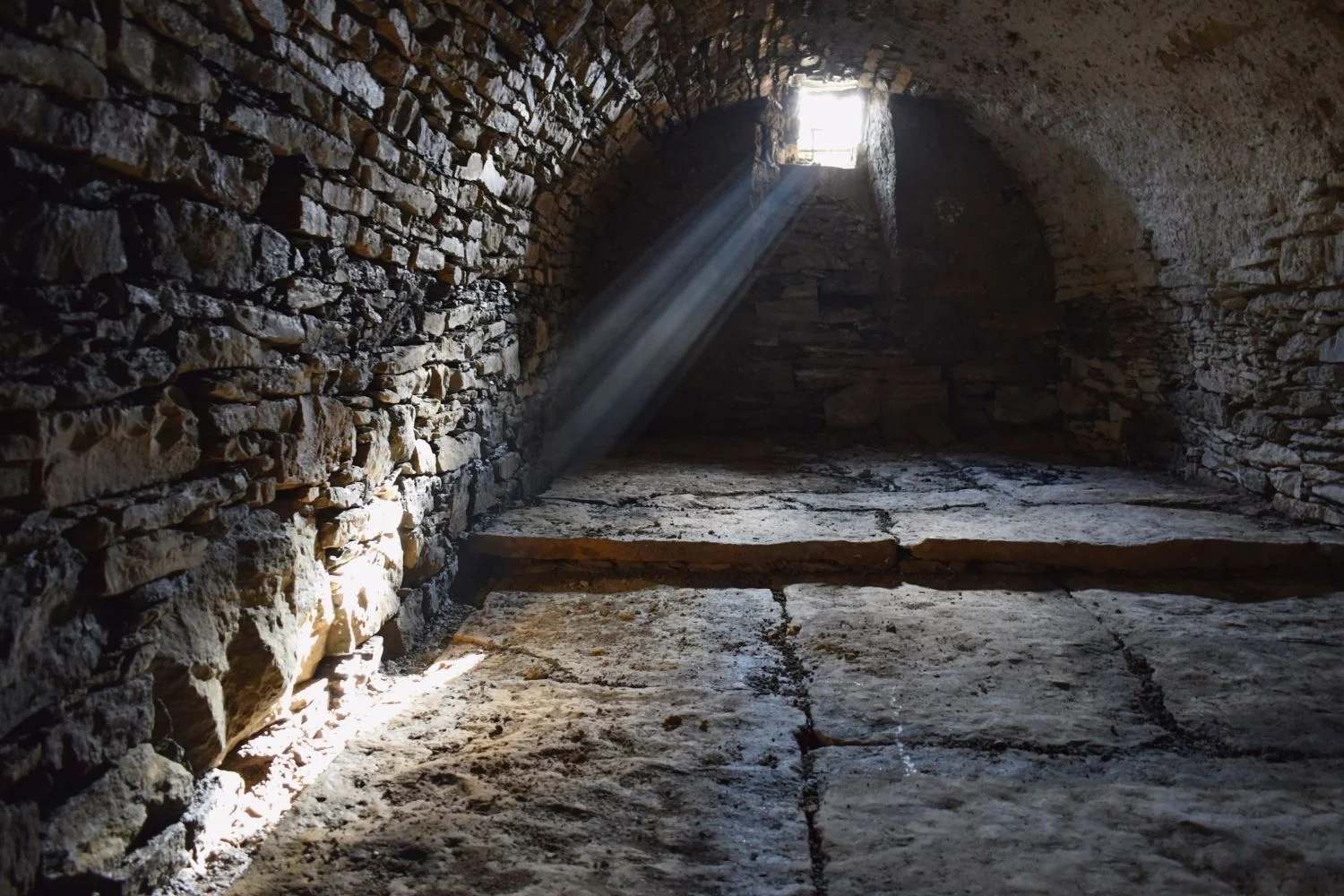 Architectural Design Underground House: 8 Marvels Around the World