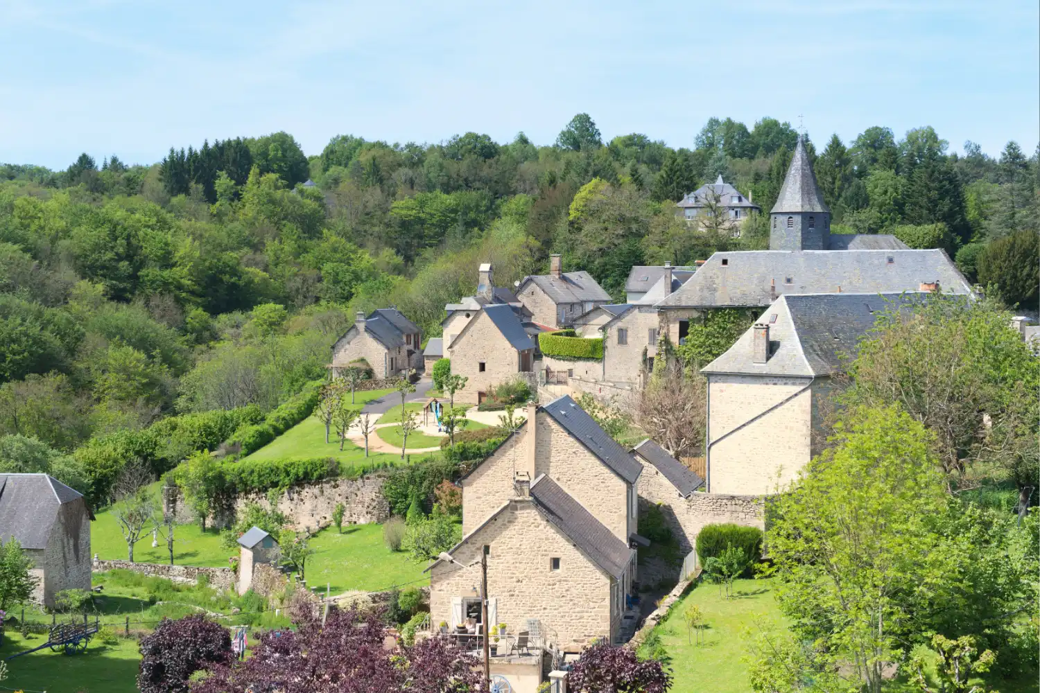 How to Buy a Budget Castle in France Without Going Broke