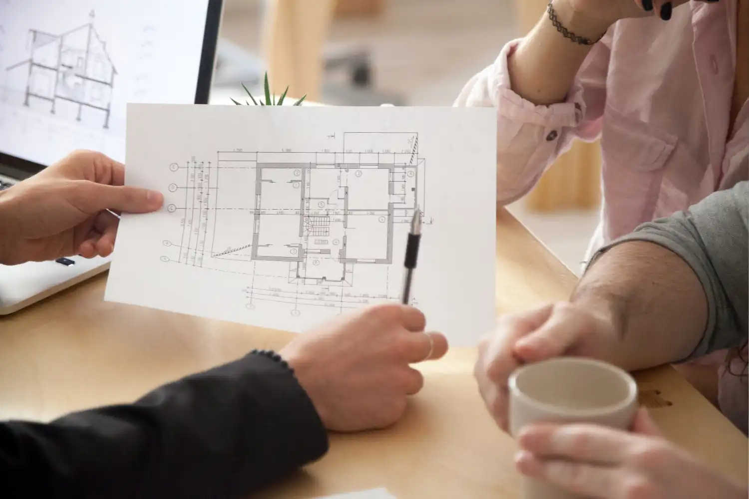 How to Present an Architecture Project to Non-Technical Clients