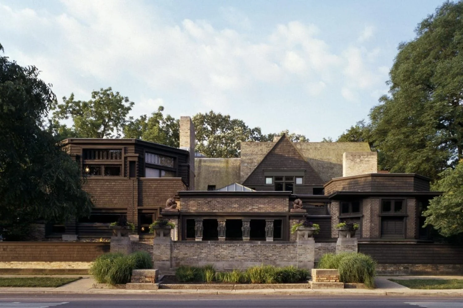 Frank Lloyd Wright Design Principles: Organic Architecture Explained