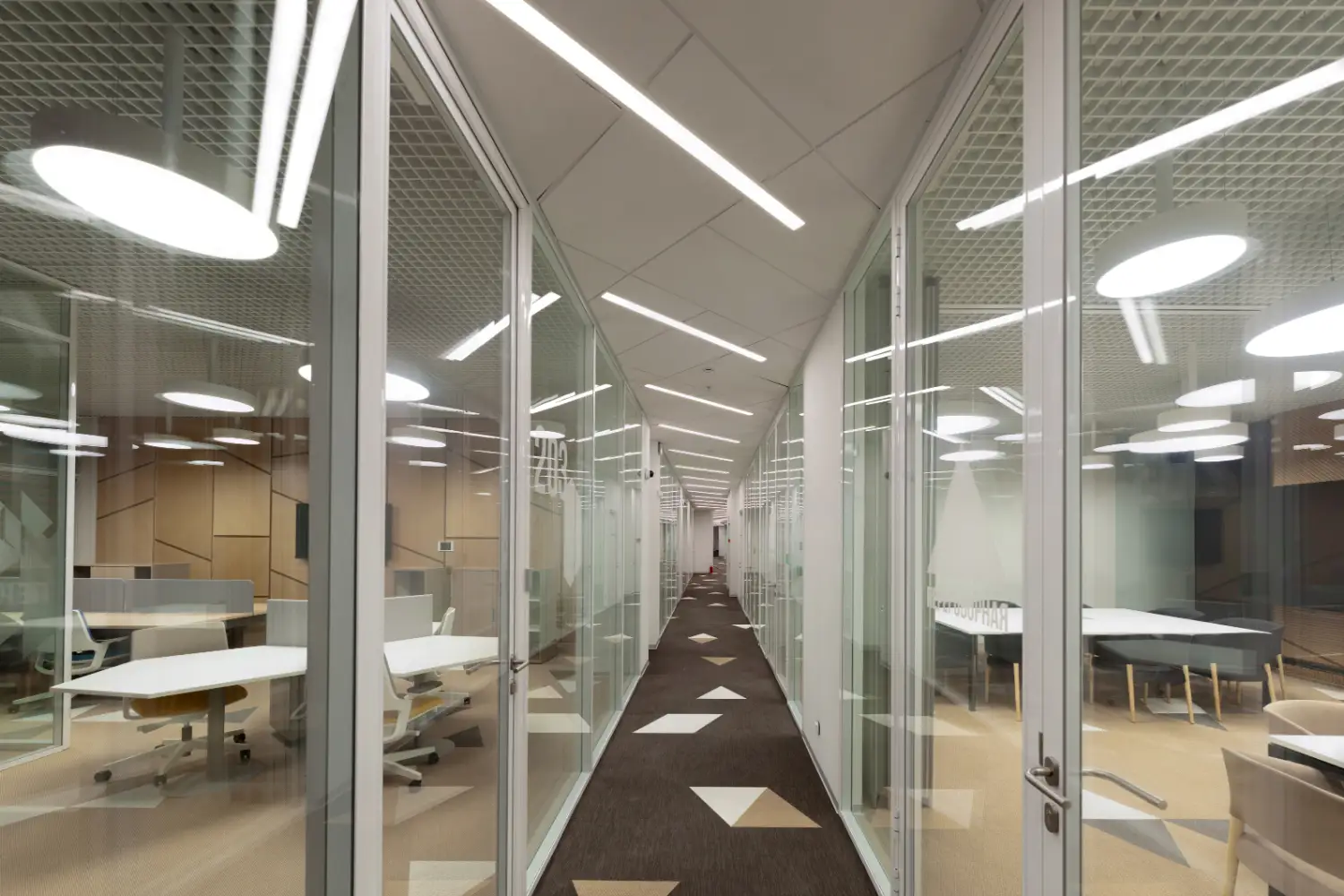 Minimum Corridor Width: Building Code Standards for Hallways