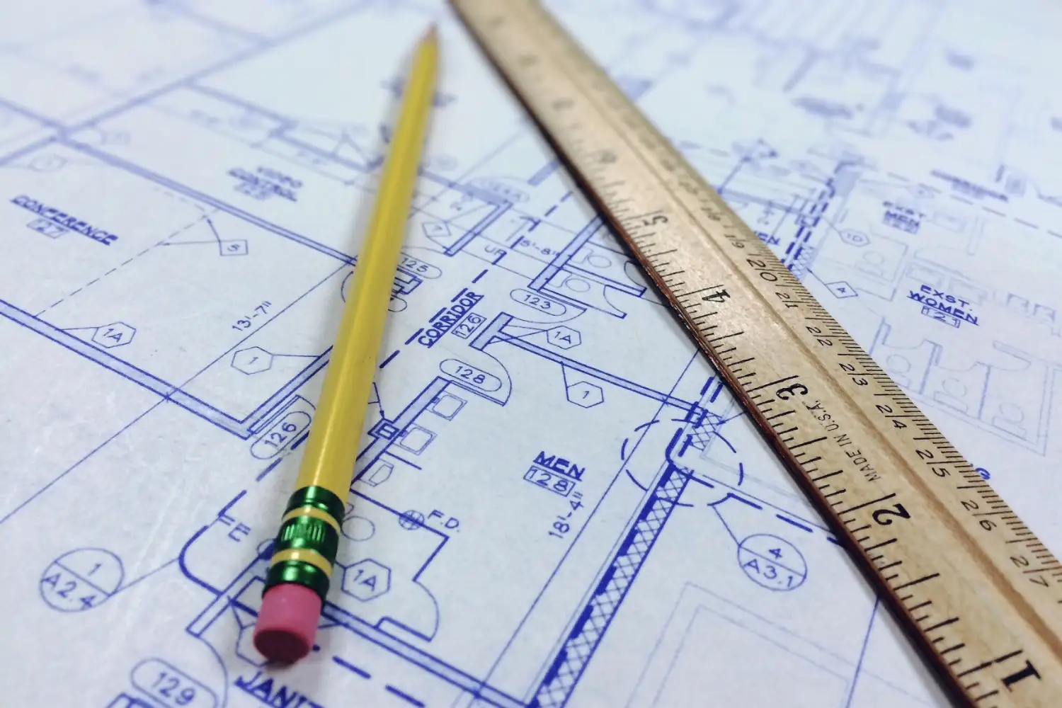 Minimum Corridor Width: Building Code Standards for Hallways