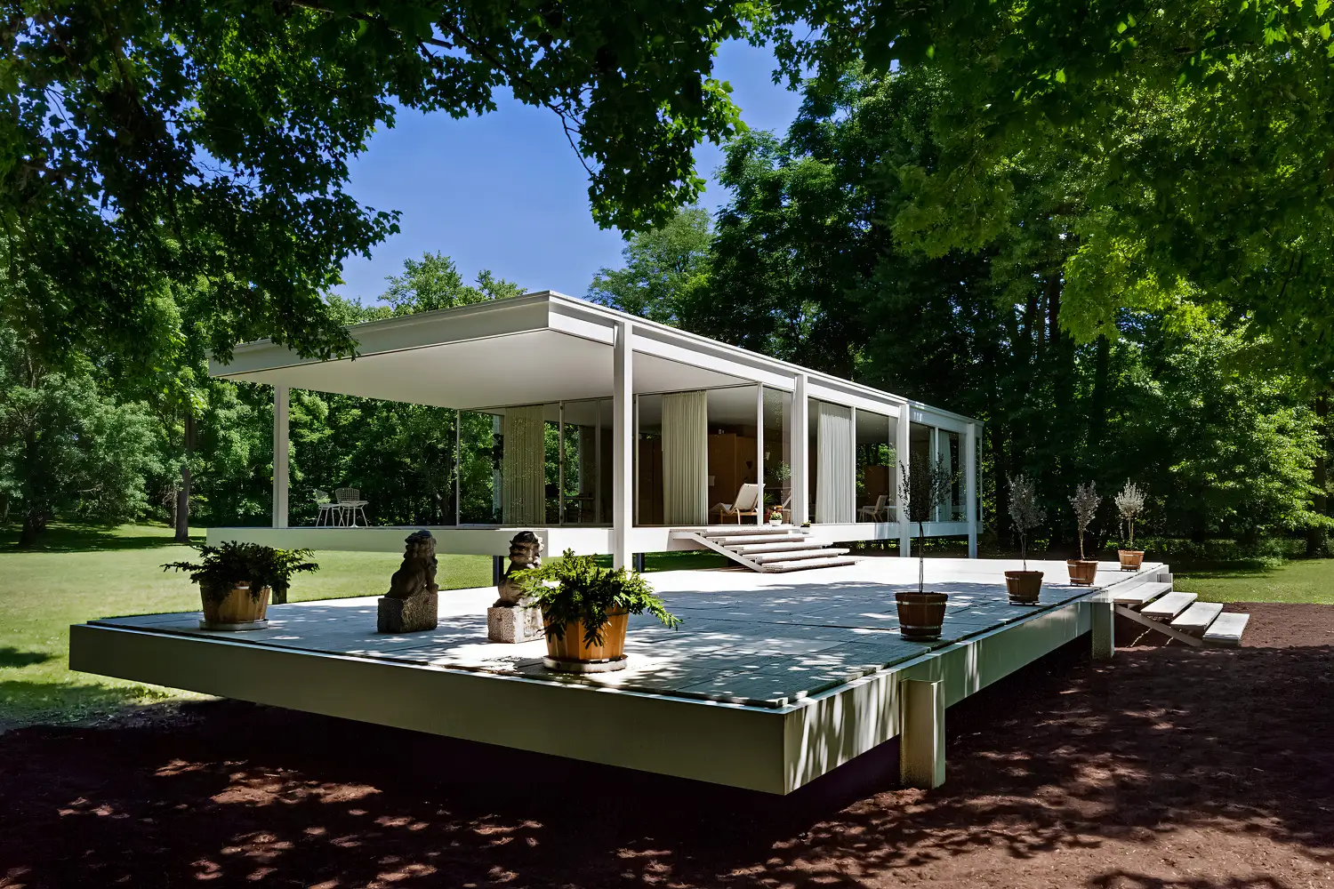 Mid-Century Modern Architecture: A Complete Guide to the Style