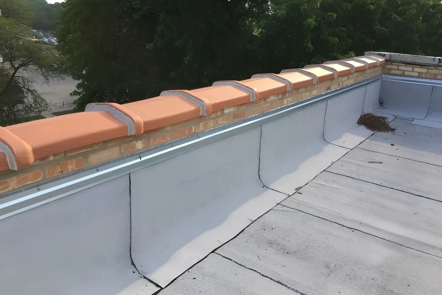 What Is a Parapet Wall? Types, Materials, and Roof Details