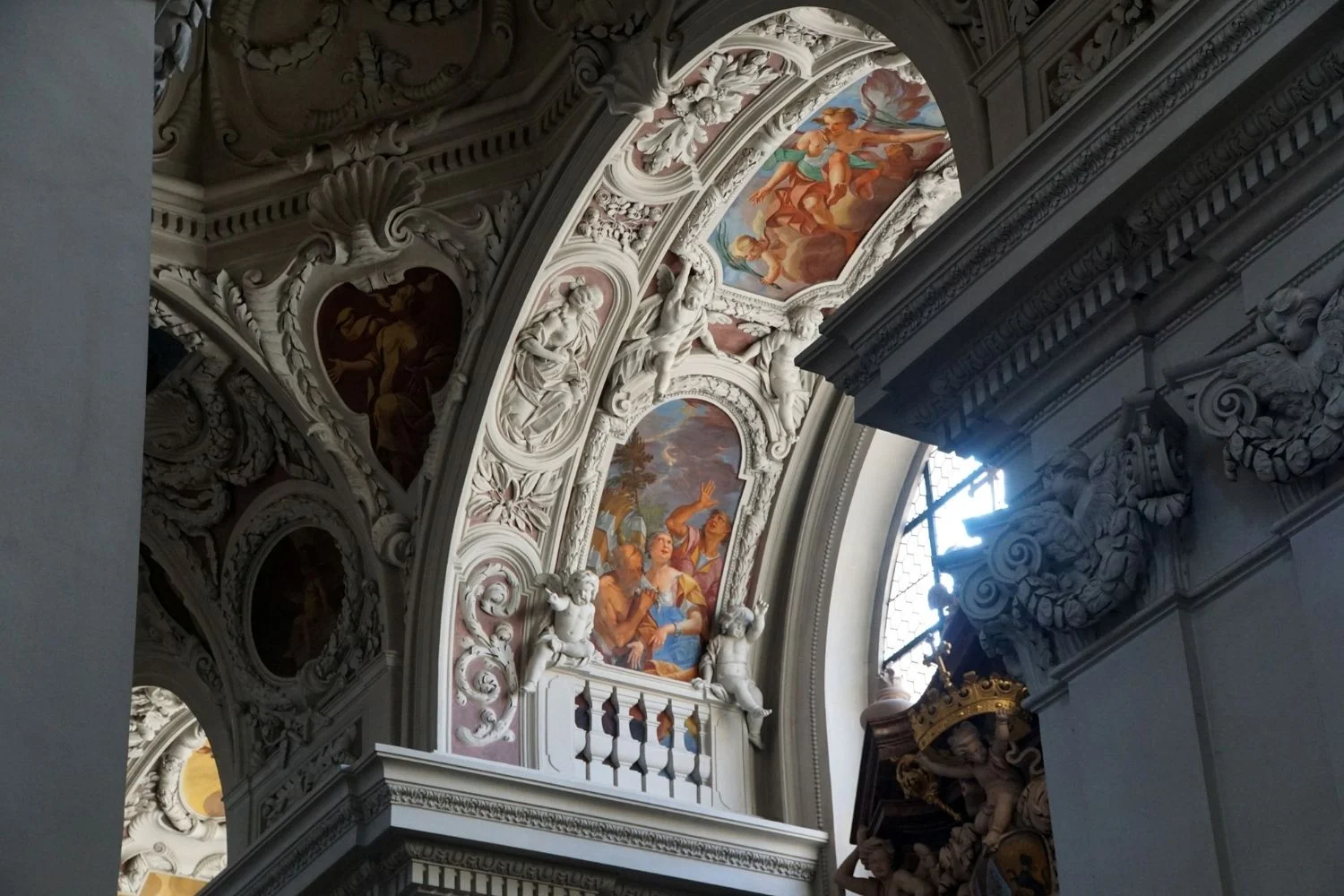Baroque Buildings: Key Features and Famous Examples