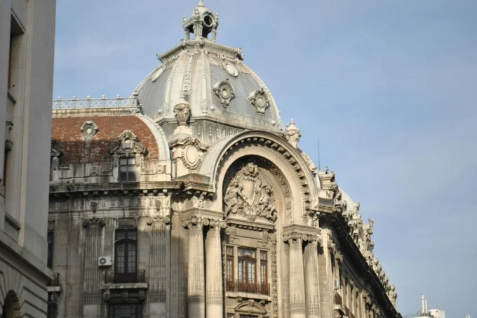 Neoclassical Architecture Examples: 10 Landmarks and How to Read Them