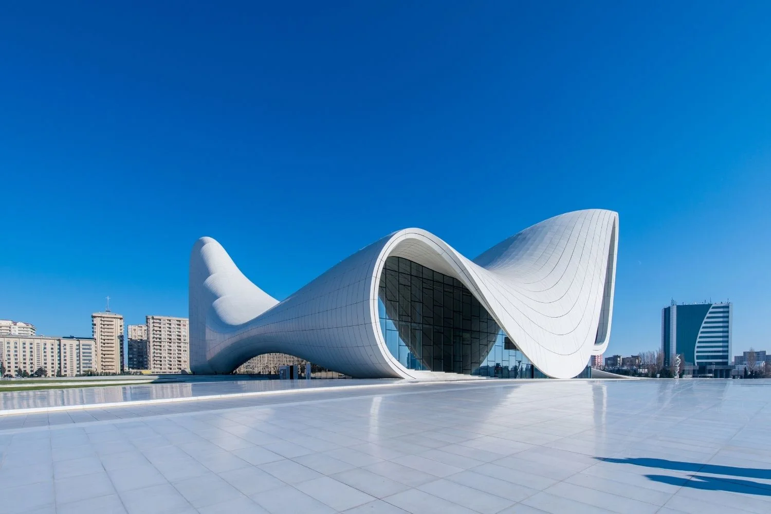 Zaha Hadid Famous Buildings: 8 Icons Explained