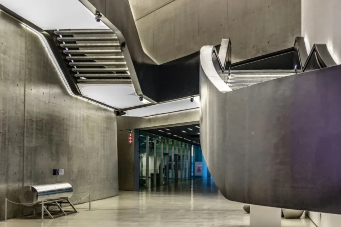 Zaha Hadid Famous Buildings: 8 Icons Explained