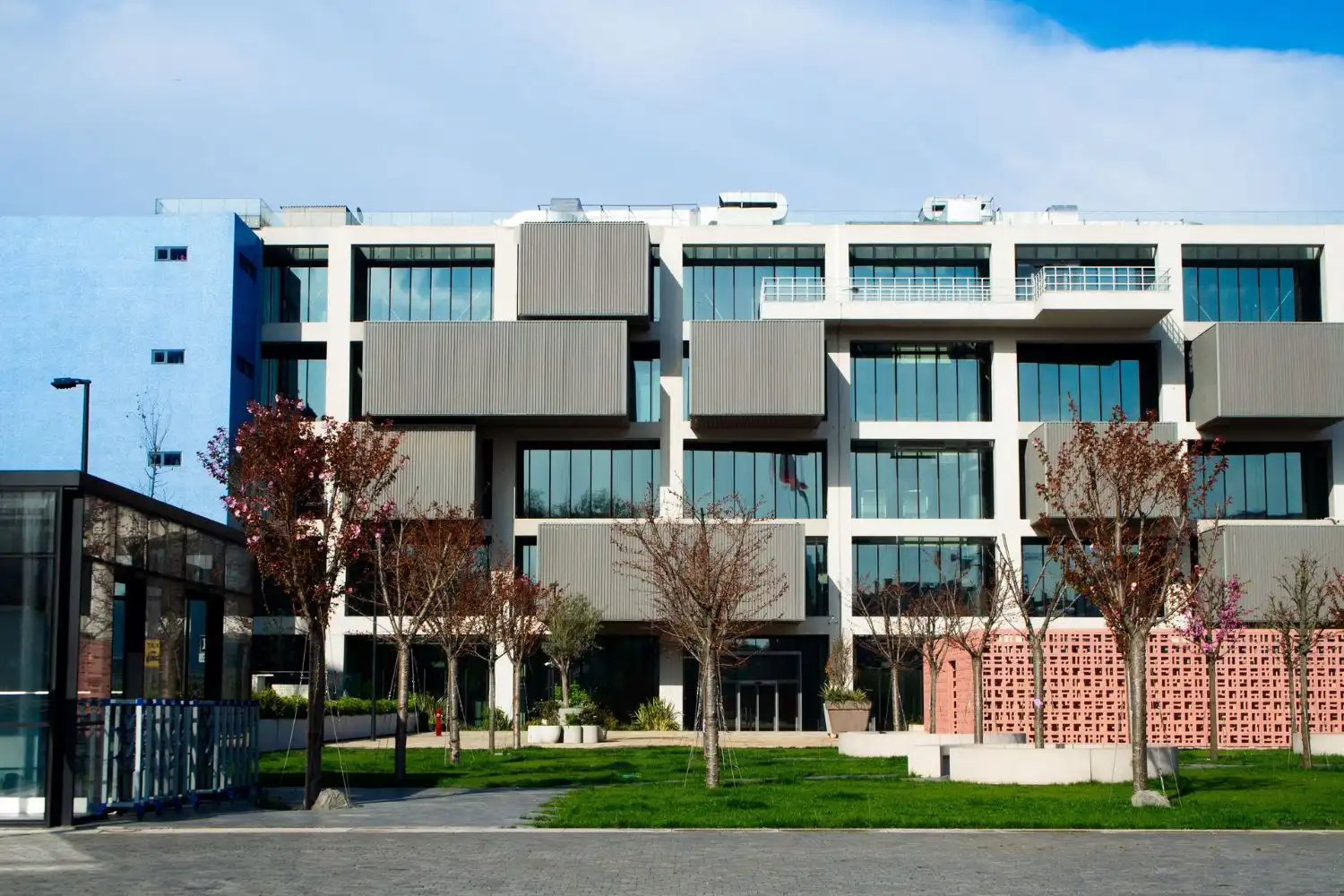 Typical Architecture Firm Hourly Rate: What You Pay and Why