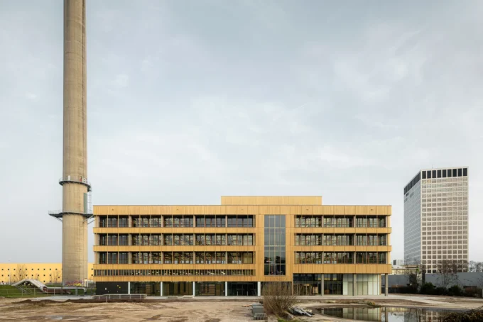 Ferro Offices by GROUP A beside the harbour chimney in Rotterdam's M4H district