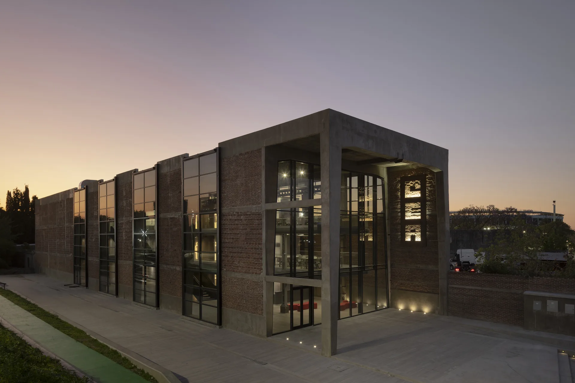 The Audiovisual Experimentation Center in Avellaneda lit at dusk